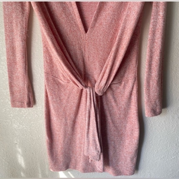 Free People Ginger Cozy Tie Front Sweater Dress Light Pink size XS NWOT​​ - Picture 6 of 9